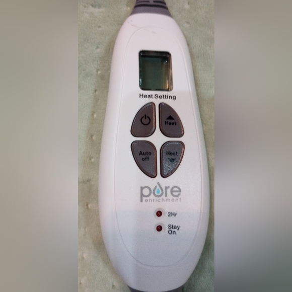 Pure Enrichment XL Heating Pad - Picture 2 of 6